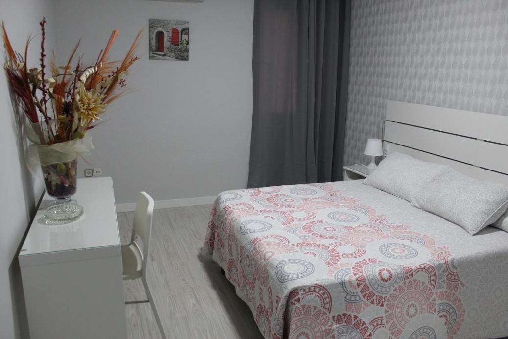 Hostal Fuente Del Pino Jumilla Dış mekan fotoğraf