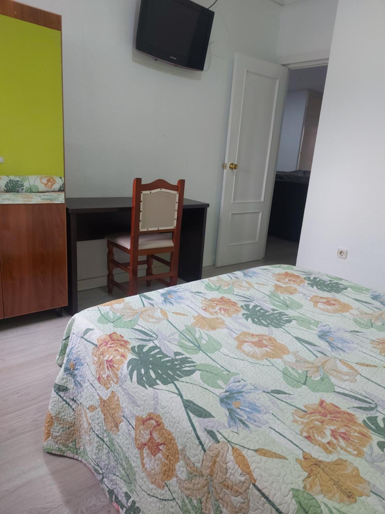 Hostal Fuente Del Pino Jumilla Dış mekan fotoğraf